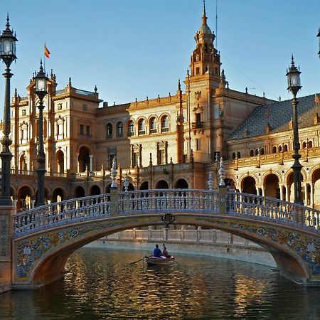 Sevilla Butterfly Suites Bagian luar foto