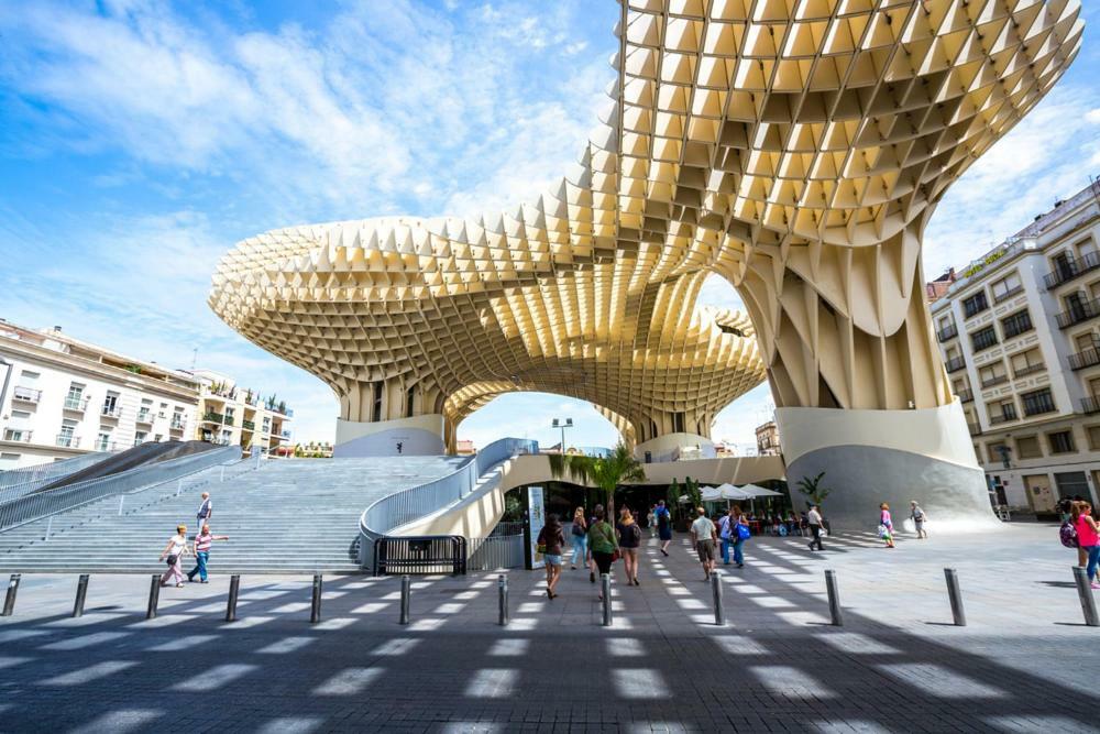 Sevilla Butterfly Suites Bagian luar foto